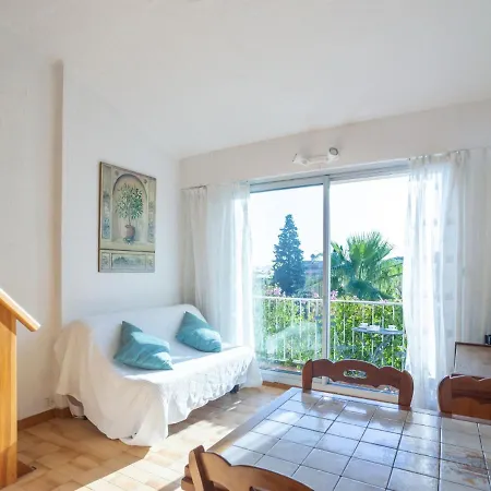 Studio Les Sables De Saint-clair By Interhome Le Lavandou