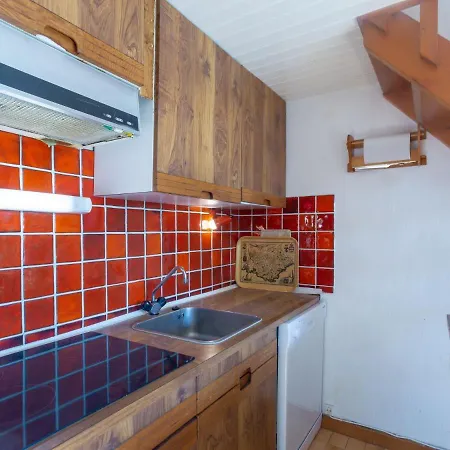 Appartamento Studio Les Sables De Saint-clair By Interhome Le Lavandou